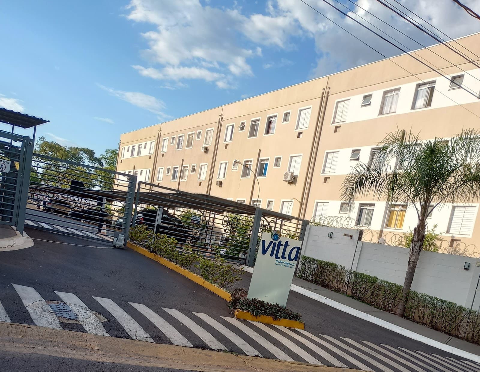 Foto 1 do condomínio